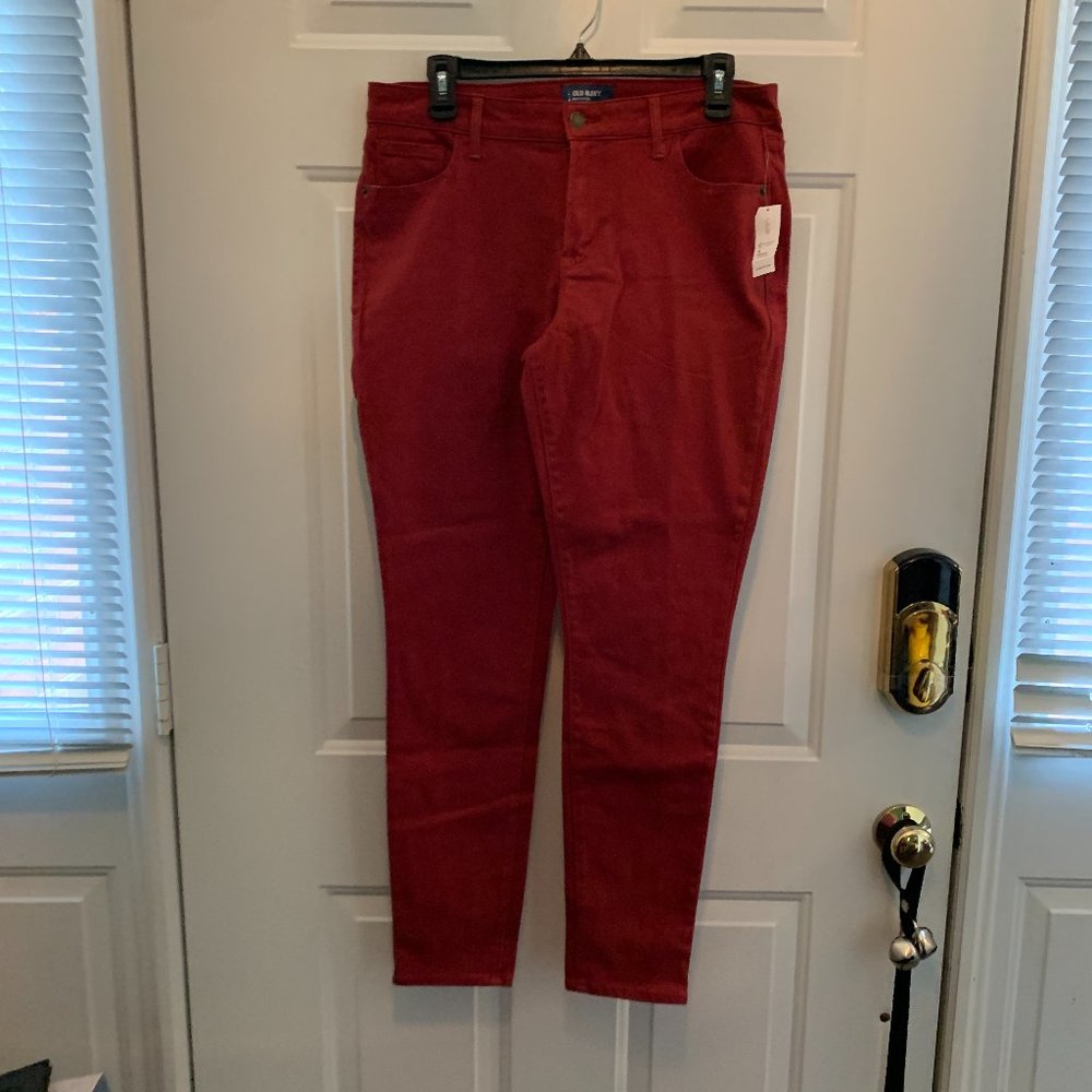 Old navy- Burgundy pants NEW